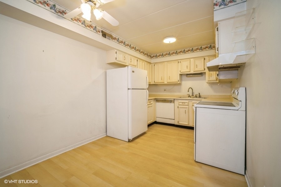 900 South River Road, Unit 2A Des Plaines, IL 60016 - Photo 7 of 14 Gallery Image 7