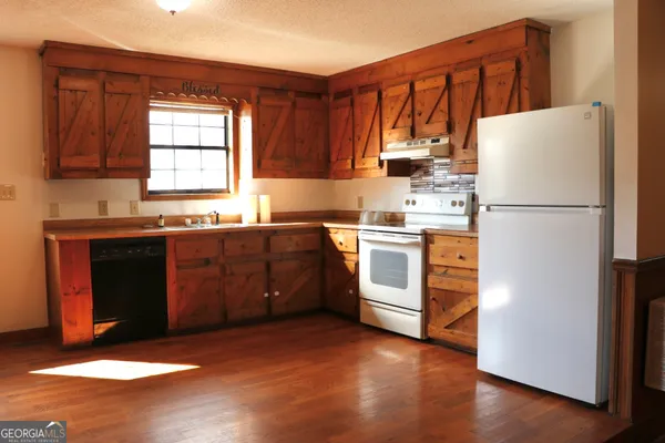 $219,000 | 16 Laredo Drive, Summerville, GA 30747