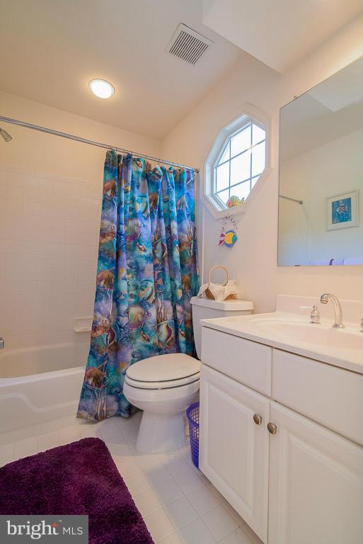 2482-5 Five Shillings Road Frederick, MD 21701 - Photo 19 of 28 Bath