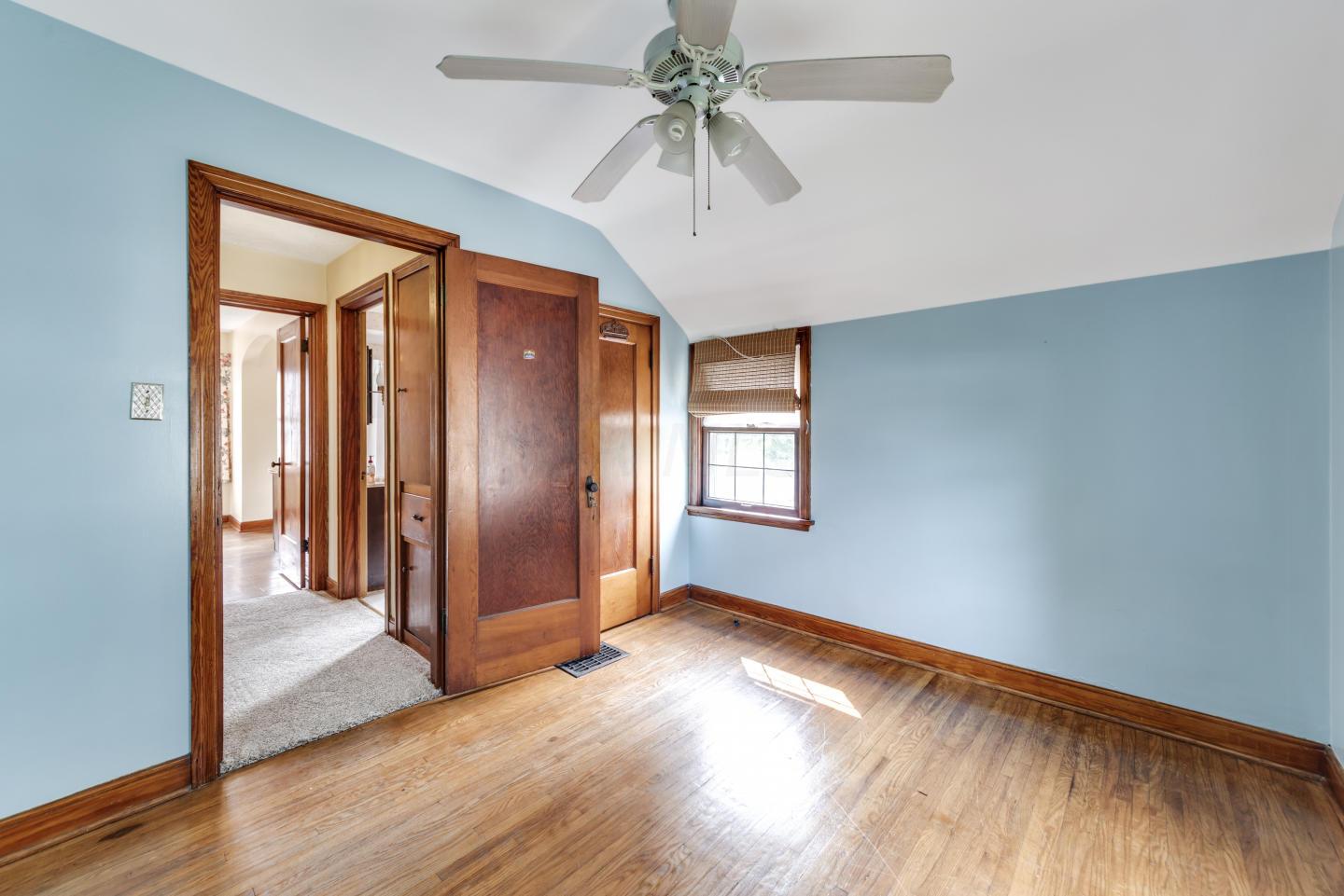 325 Derrer Road Columbus, OH 43204 - Photo 18 of 34