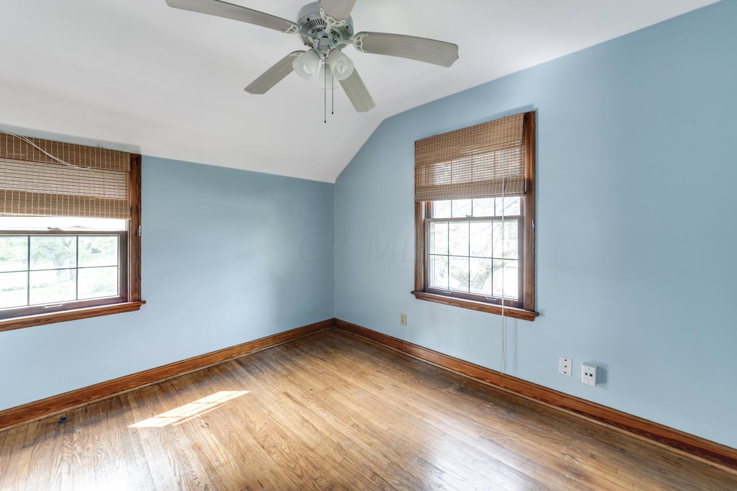 325 Derrer Road Columbus, OH 43204 - Photo 19 of 34