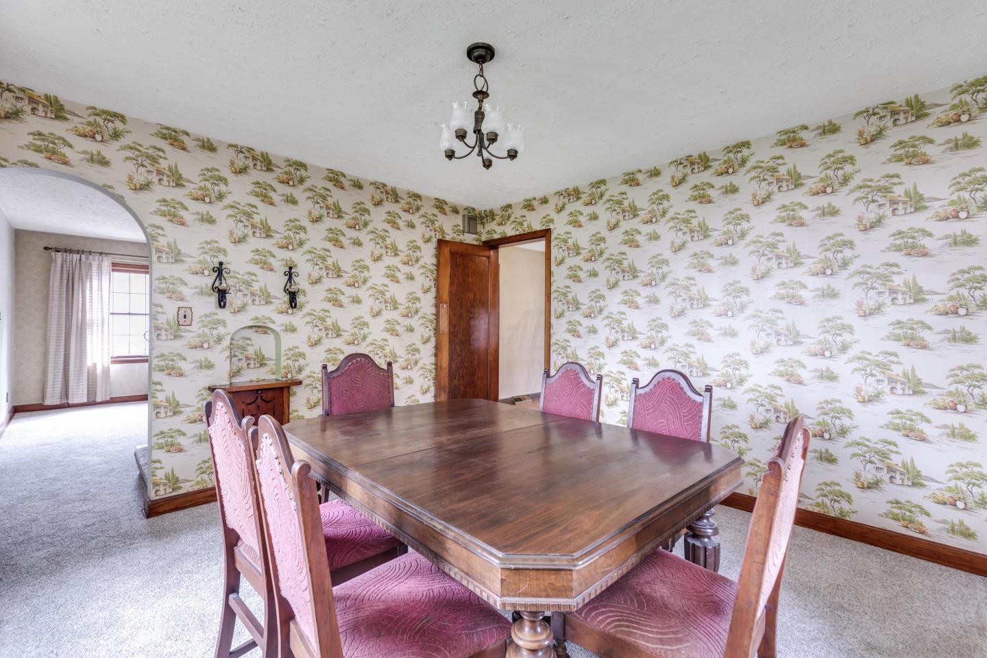 325 Derrer Road Columbus, OH 43204 - Photo 6 of 34