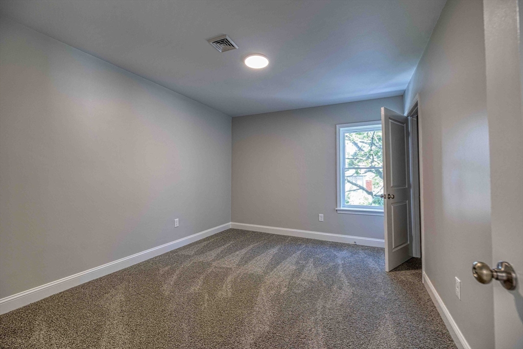 155 Mason Street Fall River, MA 02723 - Photo 13 of 19