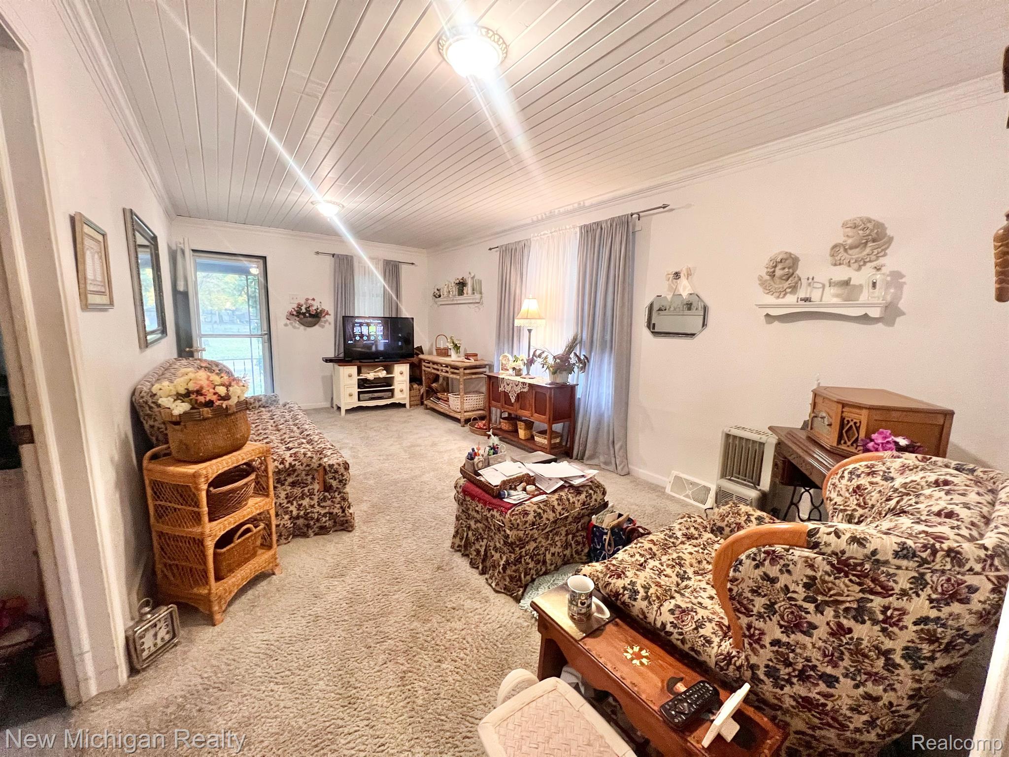 8406 Farrand Road Montrose, MI 48457 - Photo 6 of 16 Gallery Image 6