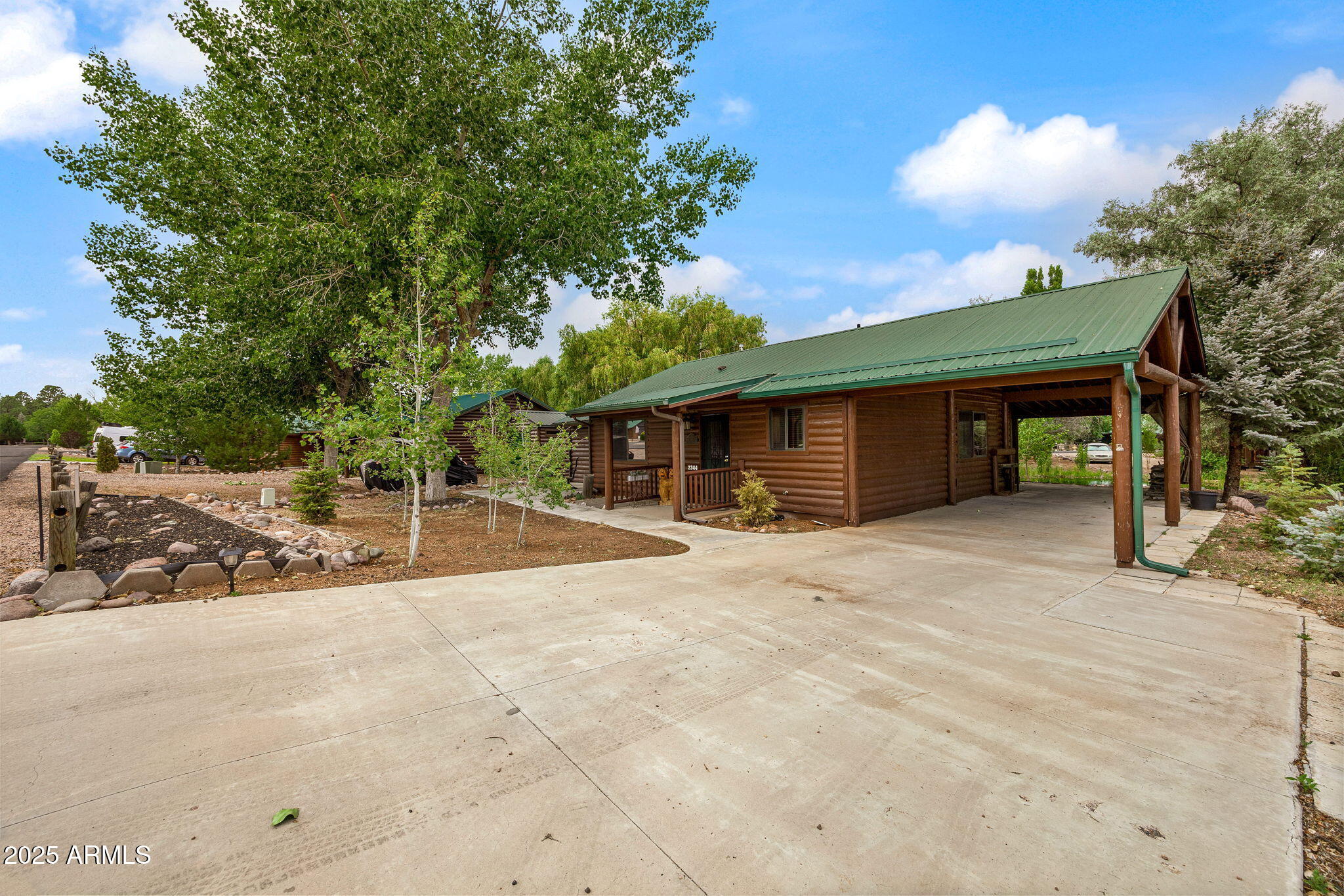 2344 South Buffalo Loop Overgaard, AZ 85933 - Photo 24 of 48 FRONT OF HOME