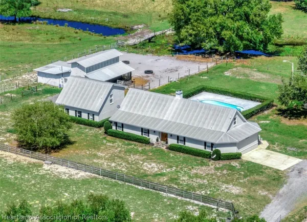 $859,000 | 925 East Oak Island Road, Avon Park, FL 33825