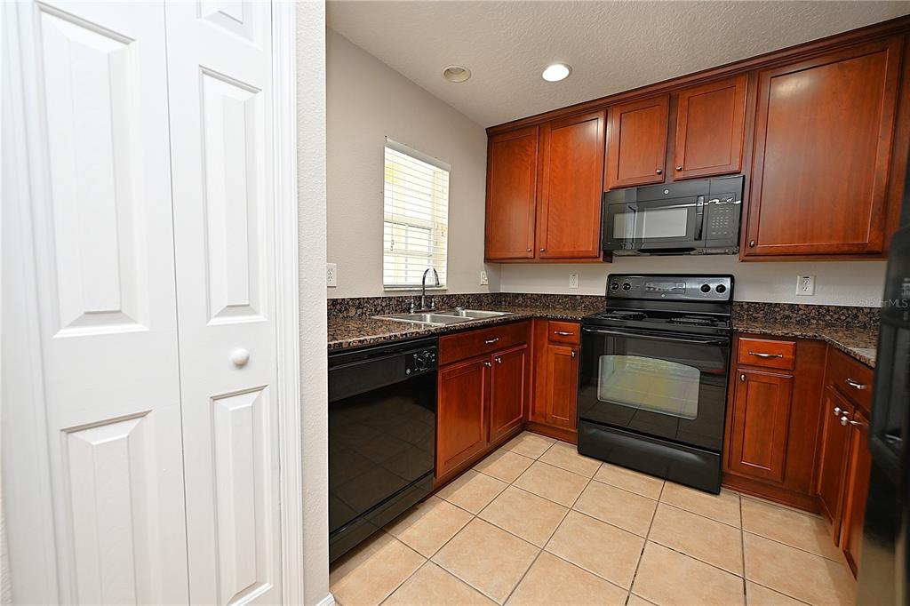 5360 River Rock Road Lakeland, FL 33809 - Photo 6 of 39