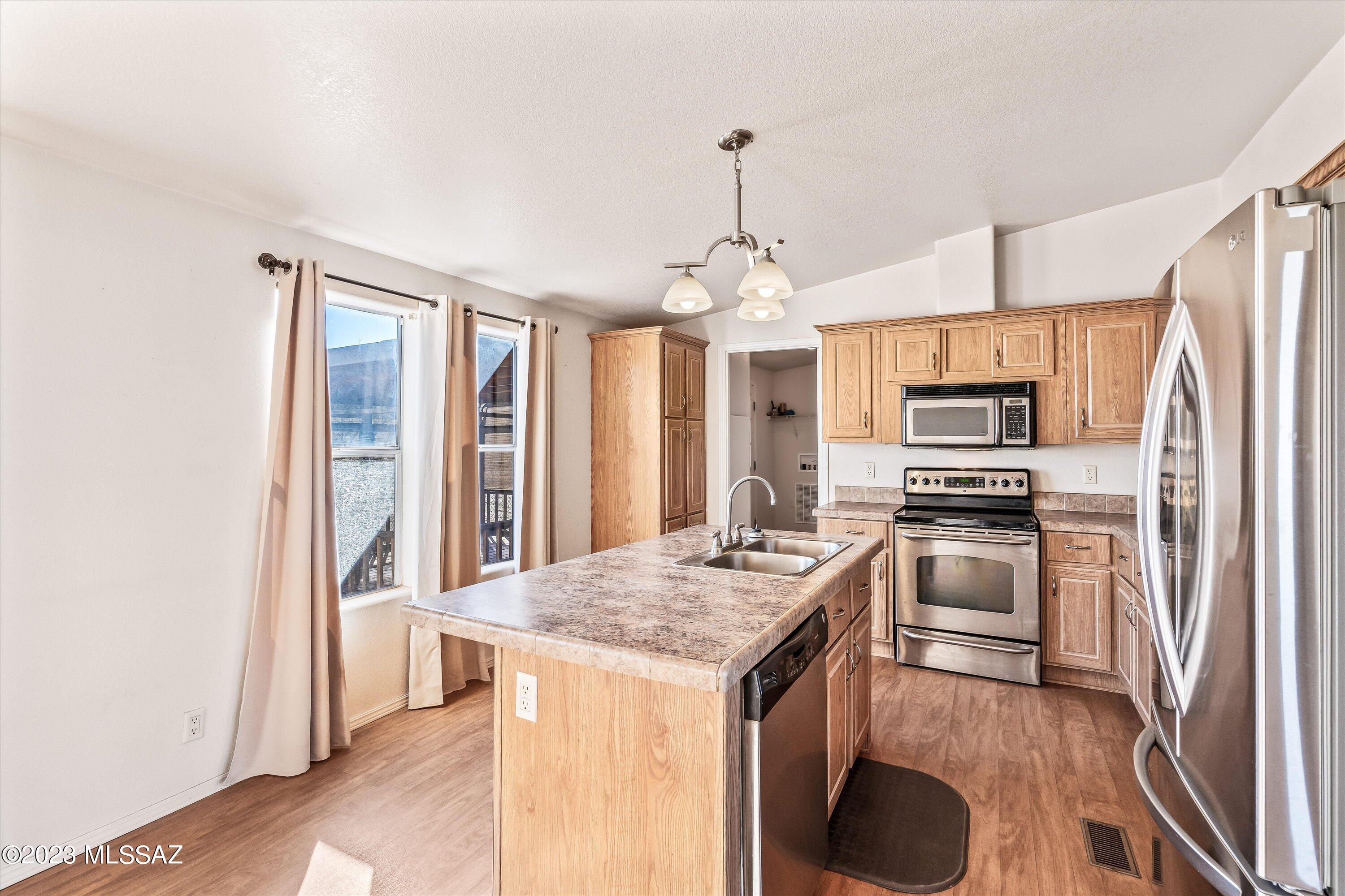 13260 West Vaqueros Road Tucson, AZ 85743 - Photo 13 of 32 Gallery Image 13