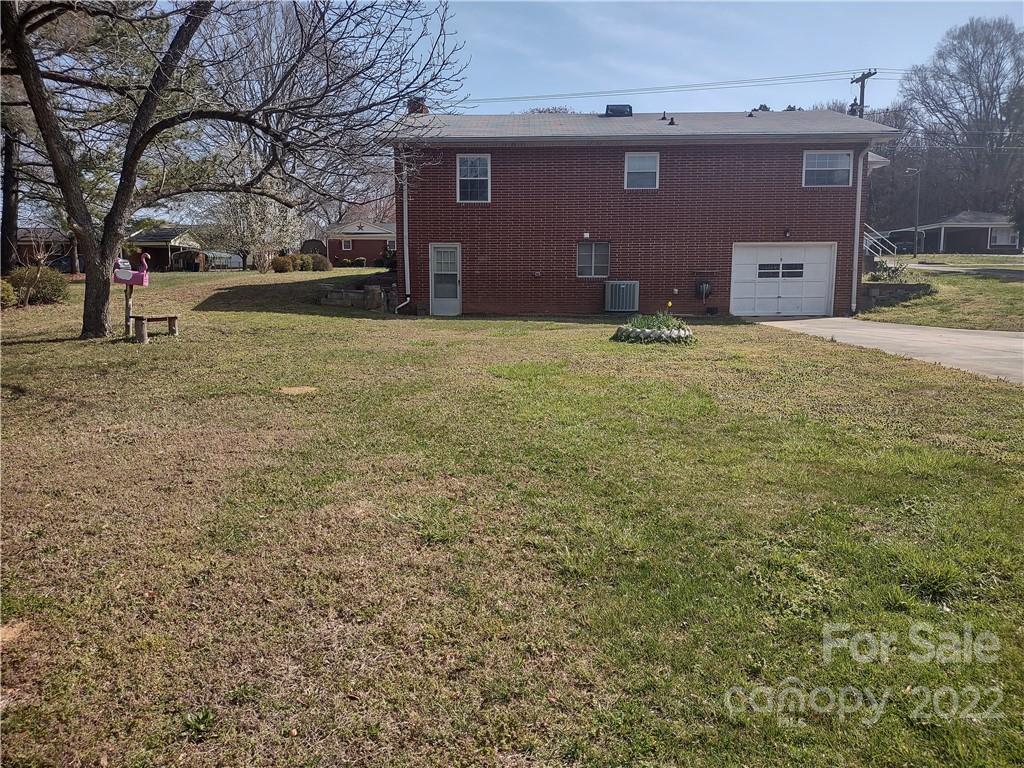 230 Cold Springs Road Concord, NC 28025 - Photo 6 of 41 Gallery Image 6