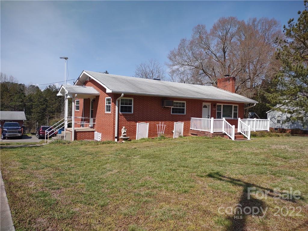 230 Cold Springs Road Concord, NC 28025 - Photo 7 of 41 Gallery Image 7