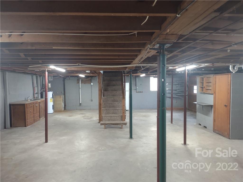230 Cold Springs Road Concord, NC 28025 - Photo 8 of 41 Gallery Image 8