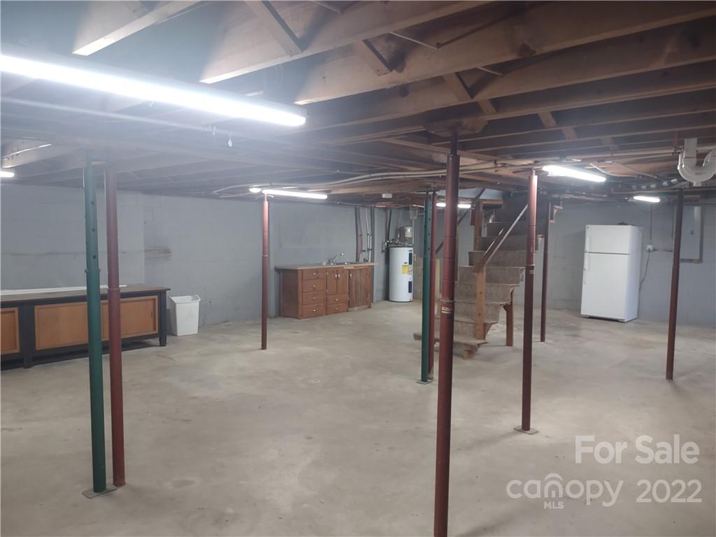 230 Cold Springs Road Concord, NC 28025 - Photo 9 of 41 Gallery Image 9