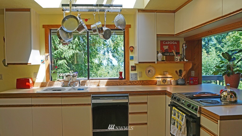 148 Maple Ridge Road Port Angeles, WA 98363 - Photo 13 of 25 Gallery Image 13