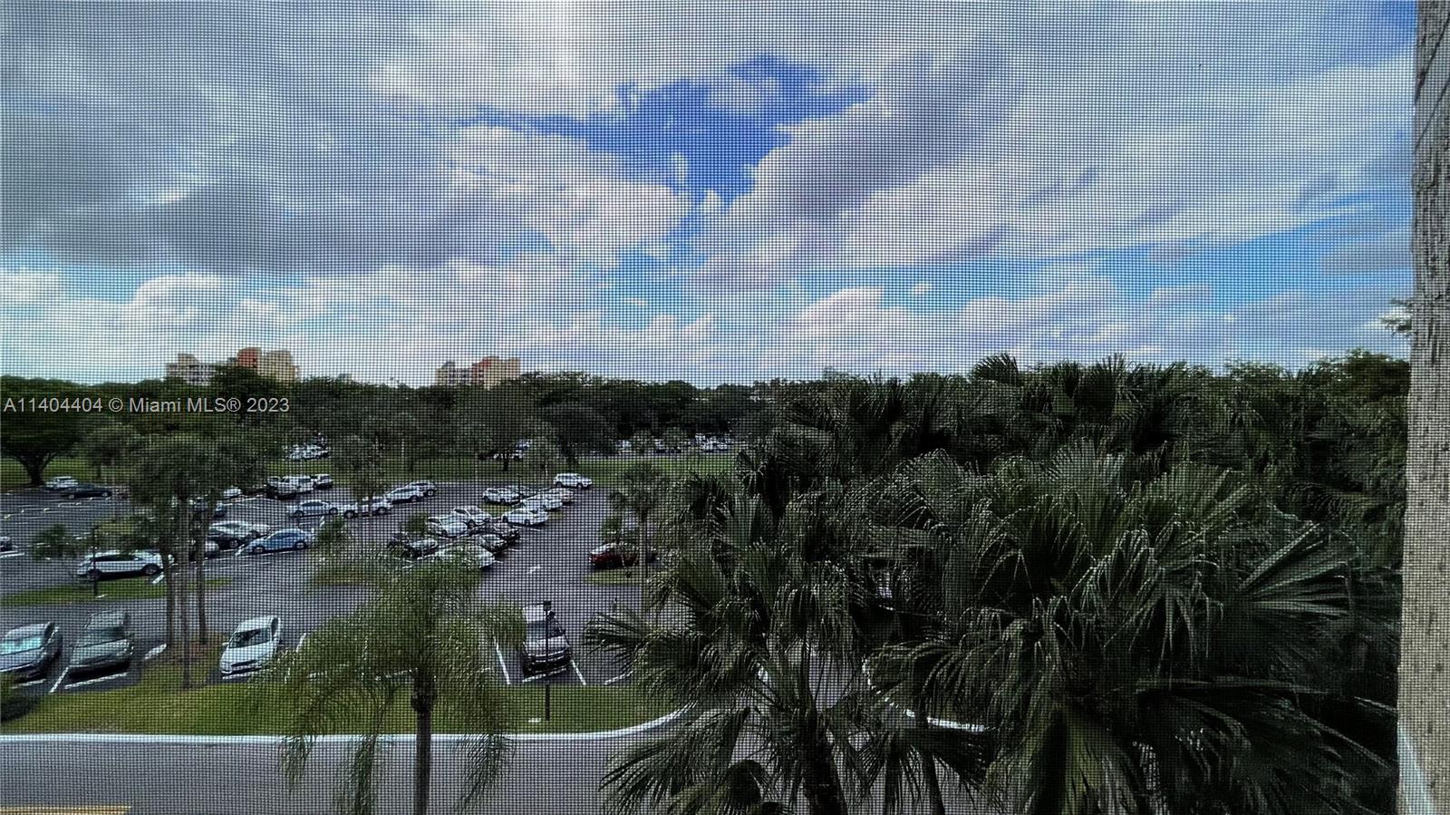 16300 Golf Club Road, Unit 514 Weston, FL 33326 - Photo 13 of 23 Gallery Image 13