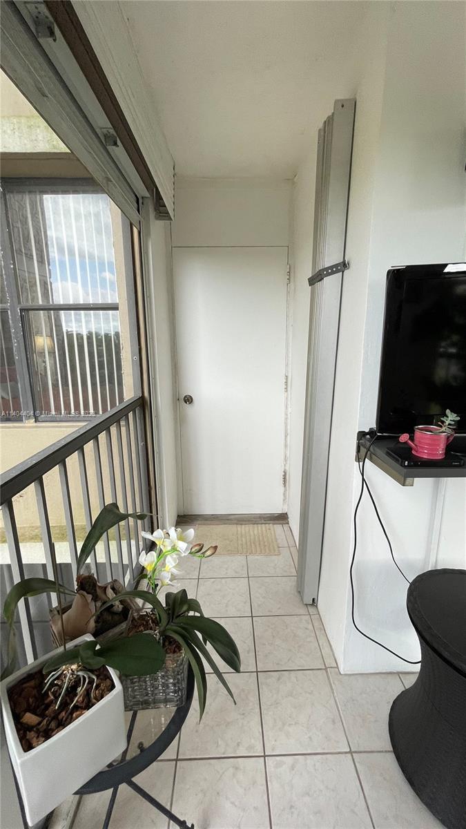 16300 Golf Club Road, Unit 514 Weston, FL 33326 - Photo 16 of 23 Gallery Image 16