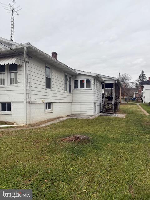 418 Church Street New Windsor, MD 21776 - Photo 3 of 20 a view of a backyard of the house