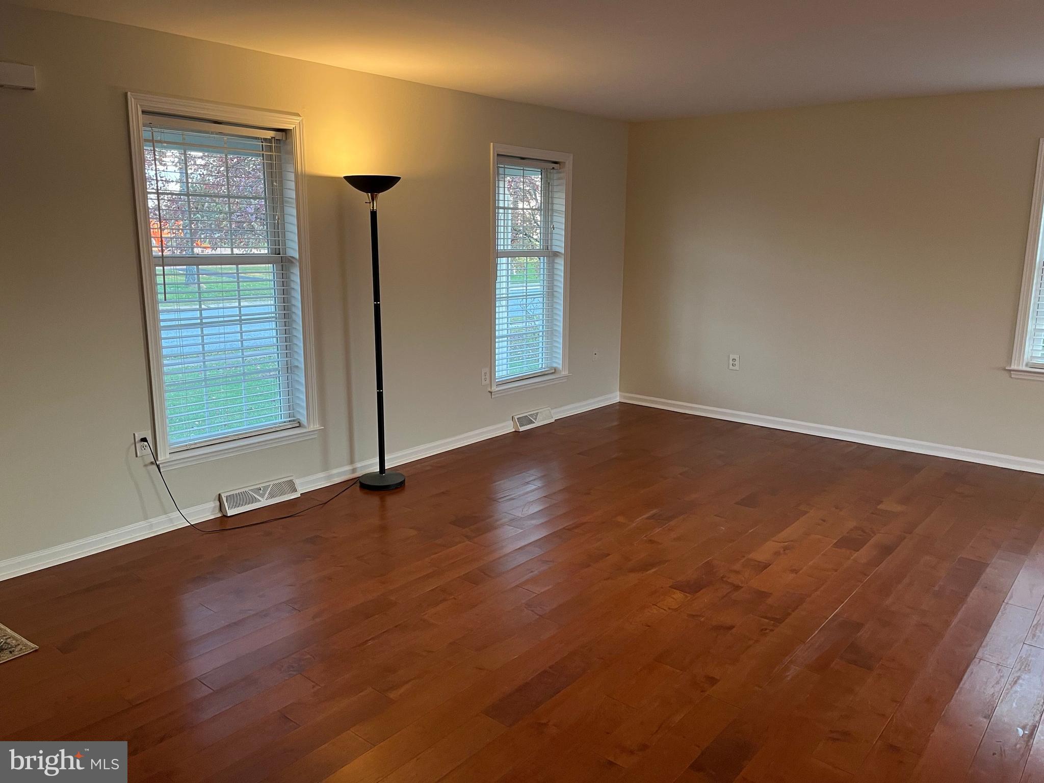 50 Test Road York, PA 17404 - Photo 4 of 53