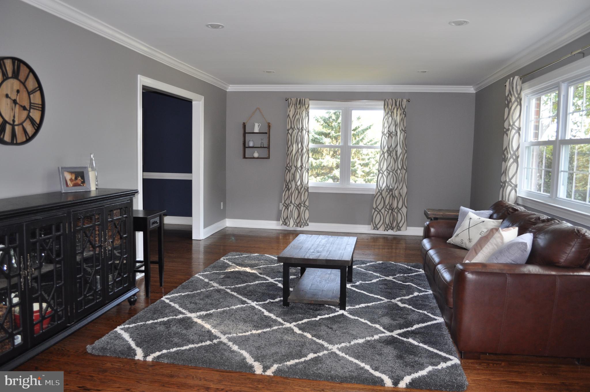 3009 Appledale Road Eagleville, PA 19403 - Photo 8 of 28 Front Living room