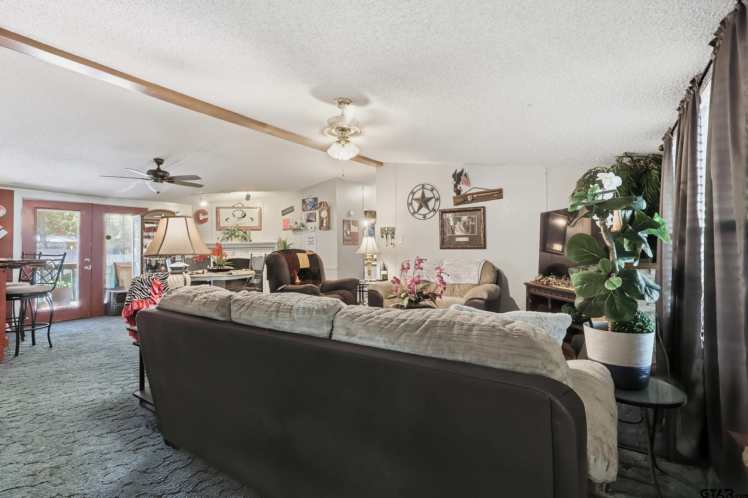264 County Road 2169 Quitman, TX 75783 - Photo 24 of 34 Living Room