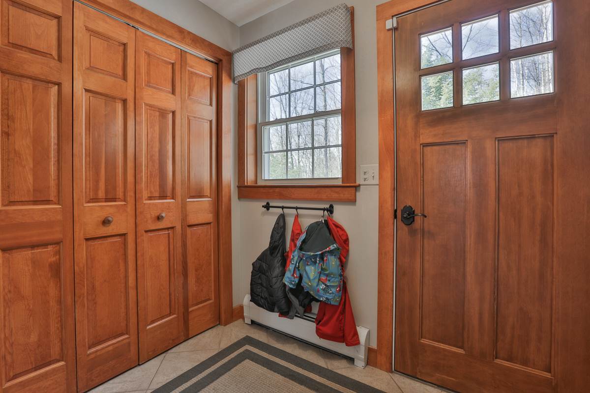 164 Rowell Hill Road New London, NH 03257 - Photo 4 of 36 Gallery Image 4