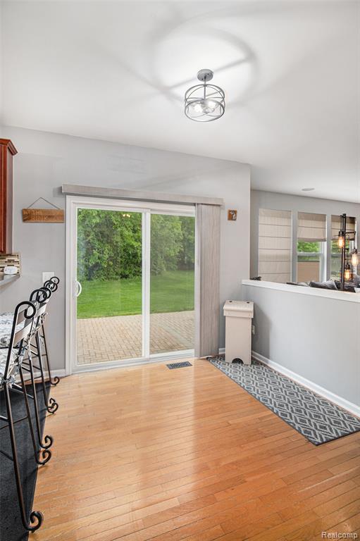 1515 Ashton Ridge Drive Howell, MI 48843 - Photo 9 of 27 Gallery Image 9