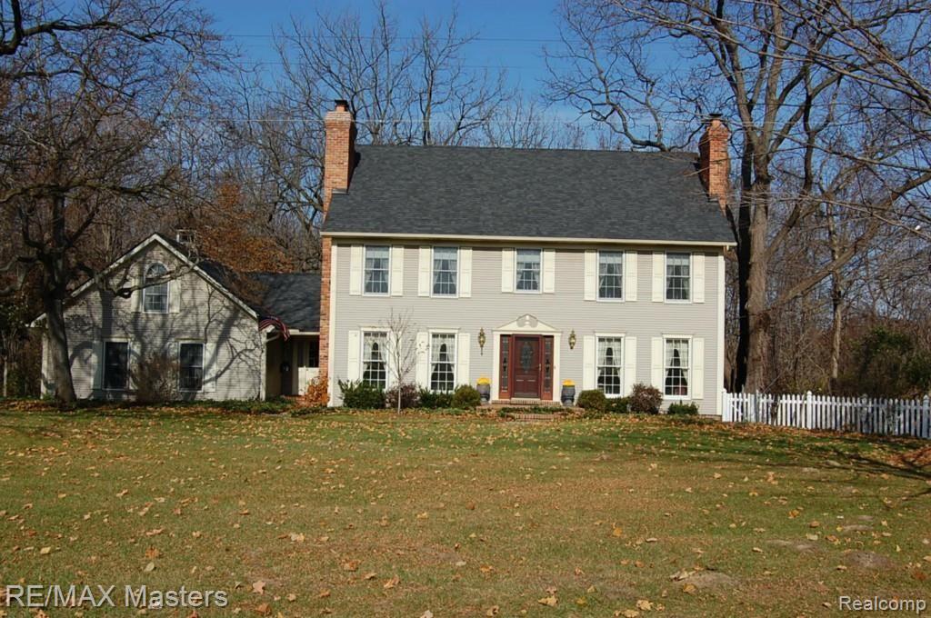 34100 Willow Road New Boston, MI 48164 - Photo 1 of 36 001.jpg