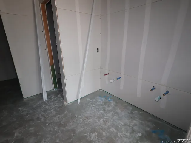 $404,990 | 113 Greeley Drive, Floresville, TX 78114