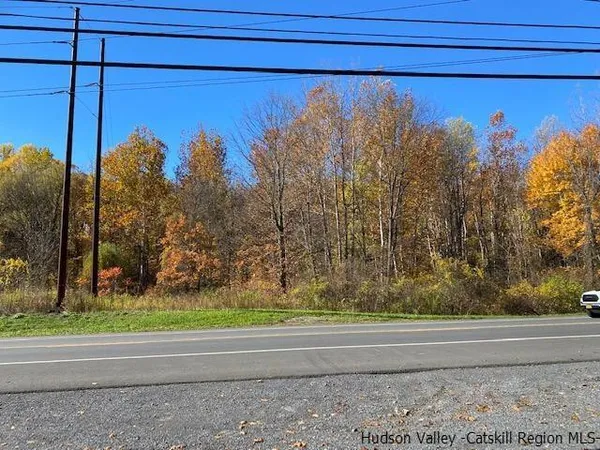 $500,000 | 9w St Highland Ny 12528, Highland, NY 12528