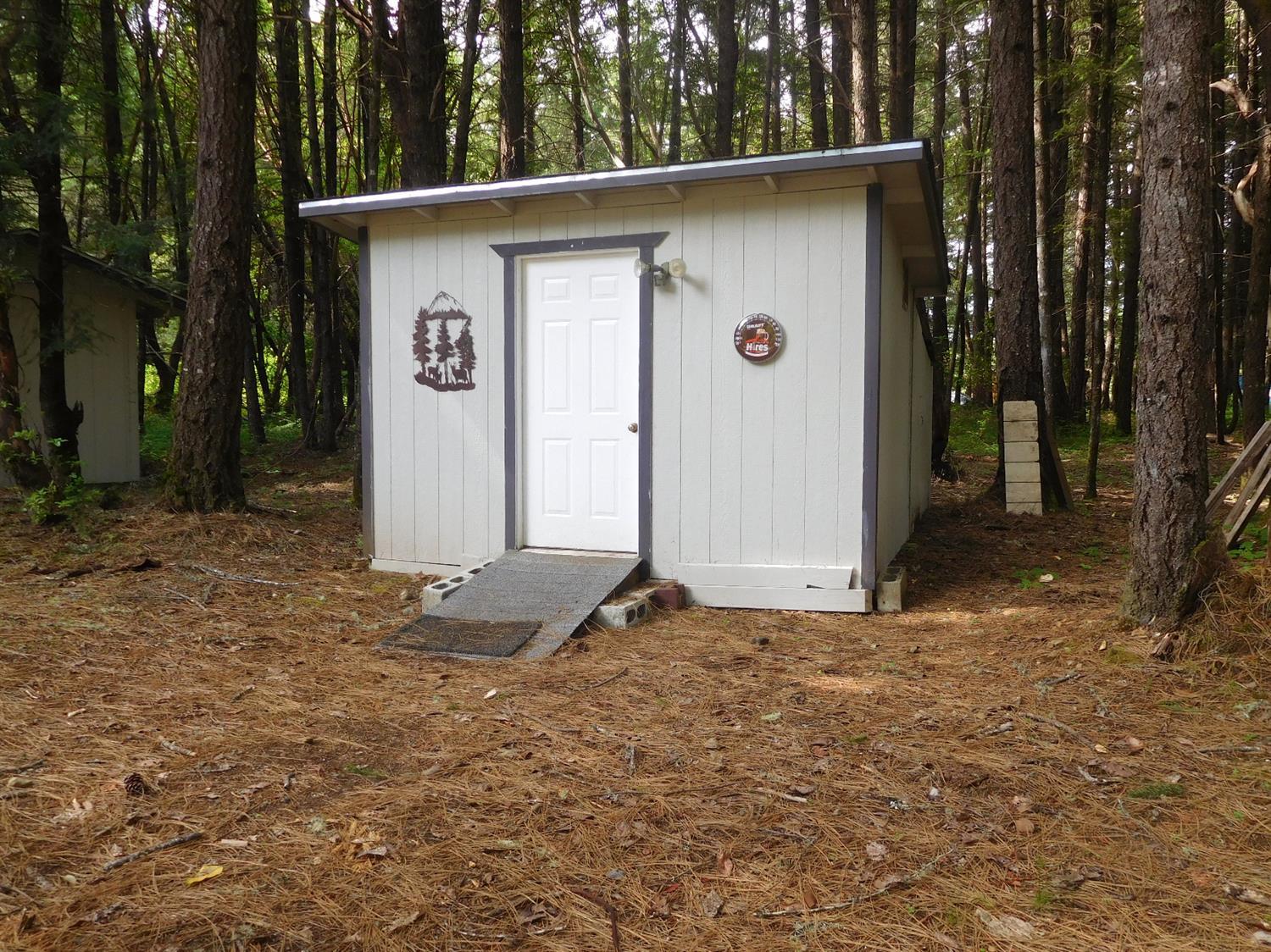 4933 Dick George Road Cave Junction, OR 97523 - Photo 20 of 22 Large pump house, plenty of room for ext