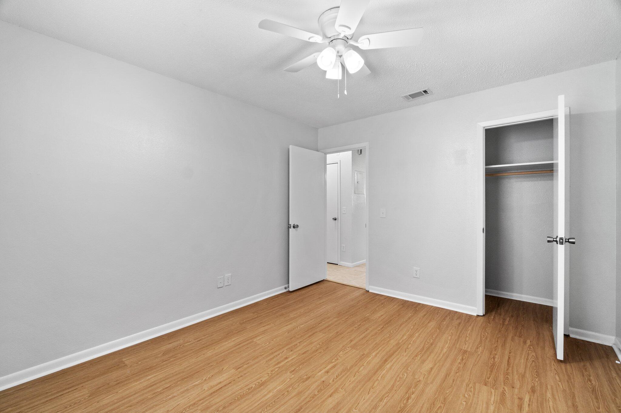 248 4 Mile Road Freeport, FL 32439 - Photo 8 of 13 9