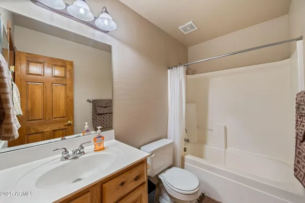 $279,900 | 2353 South Buffalo Loop, Overgaard, AZ 85933