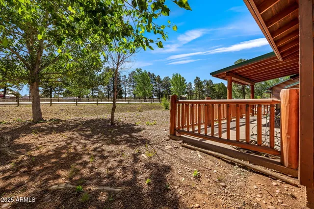 $279,900 | 2353 South Buffalo Loop, Overgaard, AZ 85933