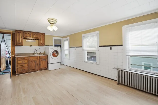 $259,900 | 53 Fremont Street, Springfield, MA 01105