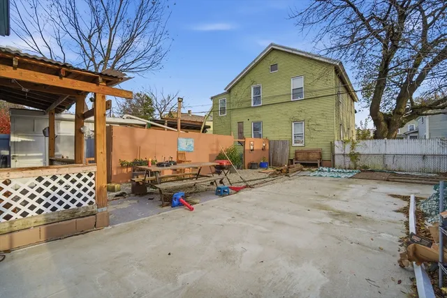 $259,900 | 53 Fremont Street, Springfield, MA 01105