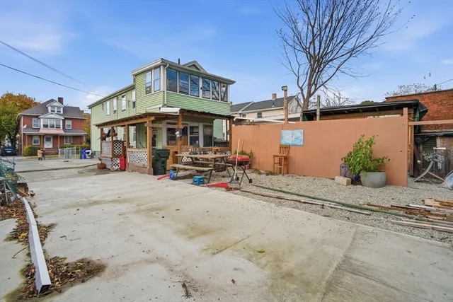 $259,900 | 53 Fremont Street, Springfield, MA 01105