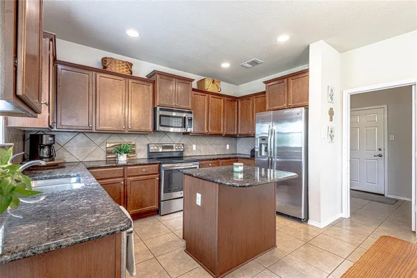 $320,000 | 10008 Iron Horse Trail, Waco, TX 76708