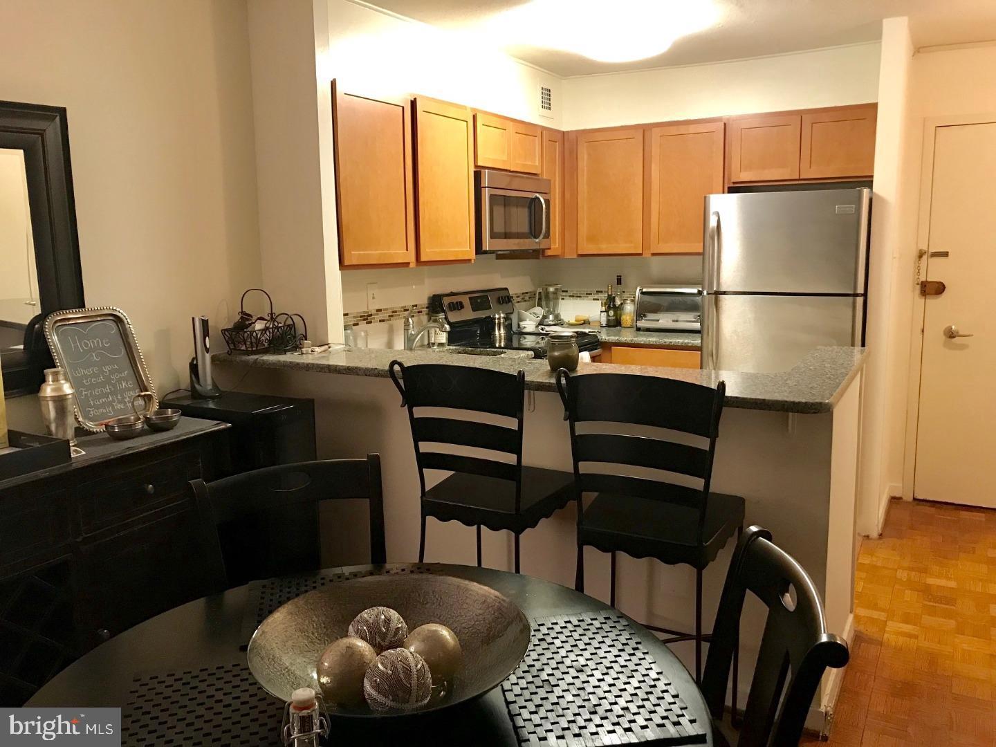 224 West Rittenhouse Square, Unit 718 Philadelphia, PA 19103 - Photo 3 of 17 Gallery Image 3