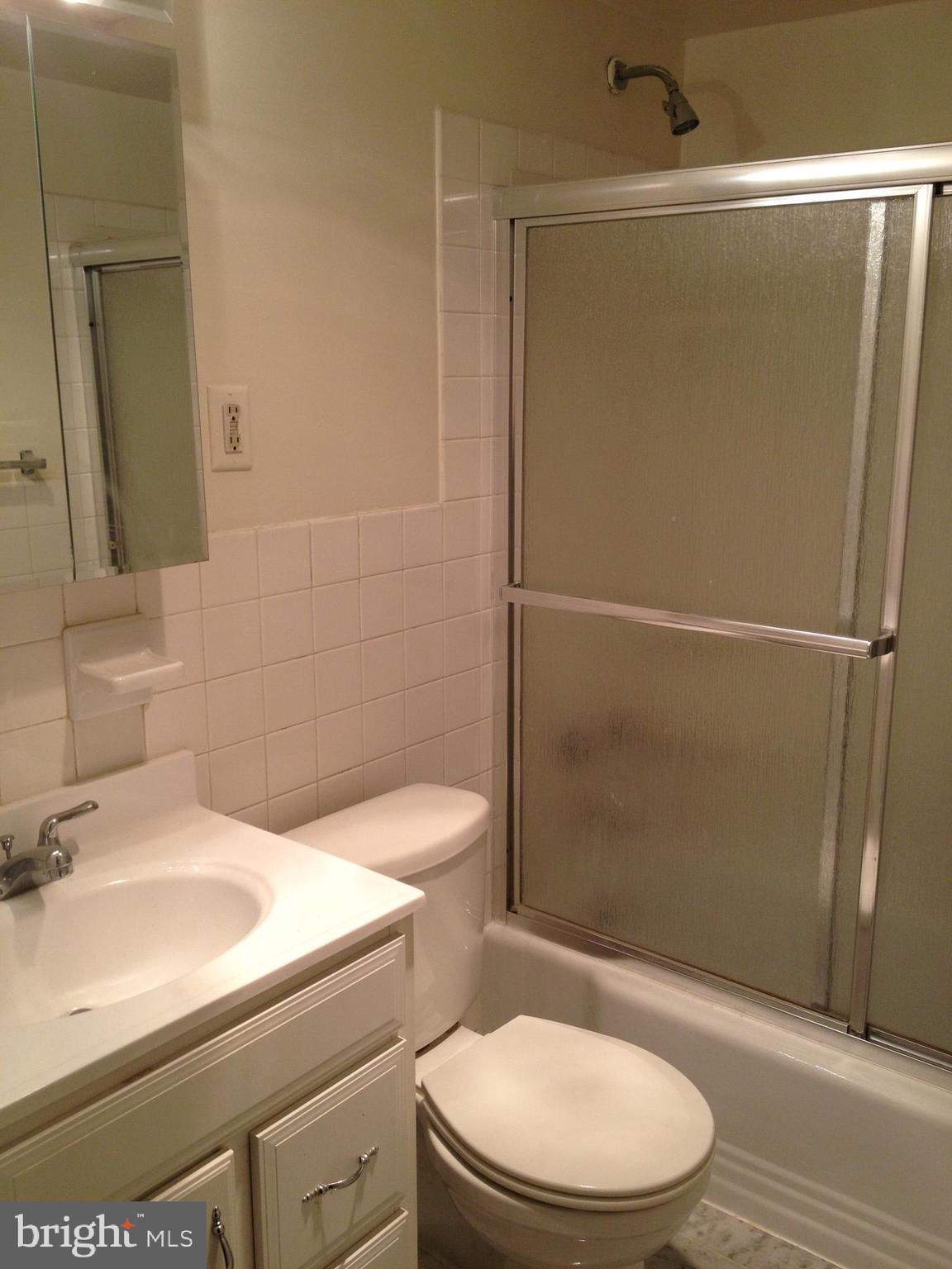 224 West Rittenhouse Square, Unit 718 Philadelphia, PA 19103 - Photo 9 of 17 Gallery Image 9