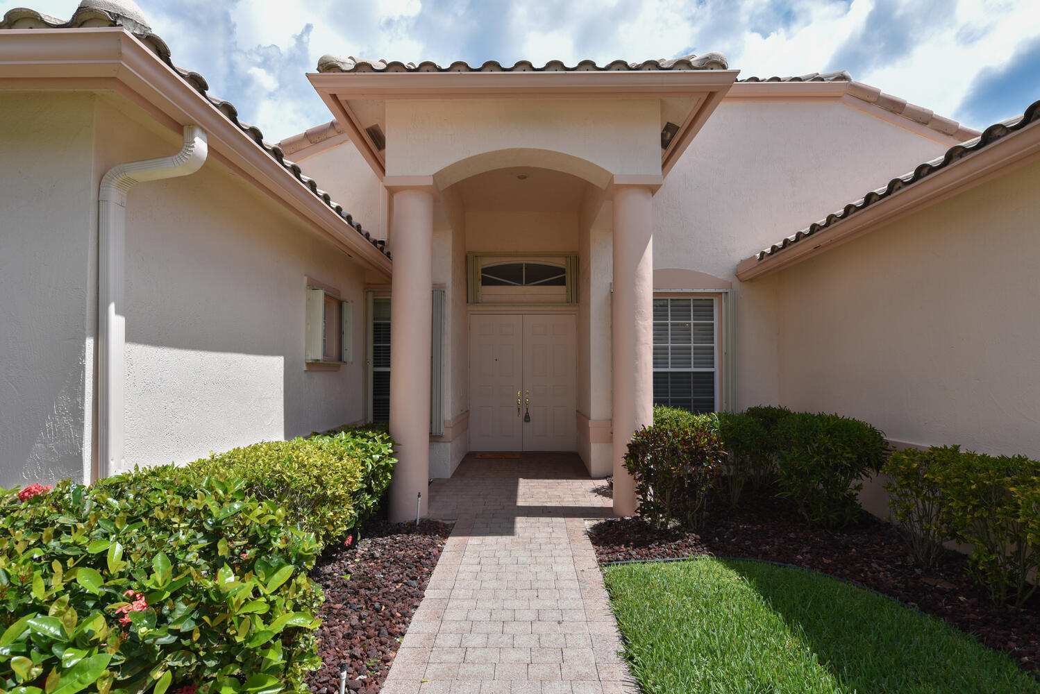 6709 Garde Road Boynton Beach, FL 33472 - Photo 3 of 45 6709 Garde Rd Boynton Beach FL-large-003