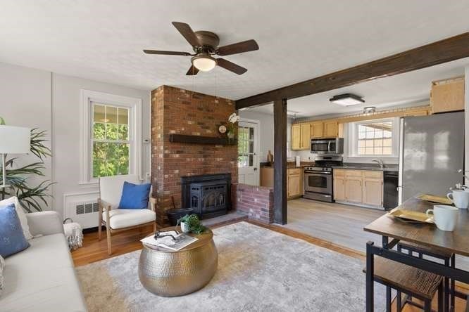 84 Walnut Street Walpole, MA 02081 - Photo 3 of 40