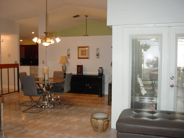 21119 Rustlewood Avenue Boca Raton, FL 33428 - Photo 8 of 23 Living to Dining