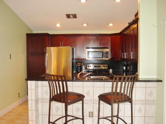 21119 Rustlewood Avenue Boca Raton, FL 33428 - Photo 9 of 23 Kitchen