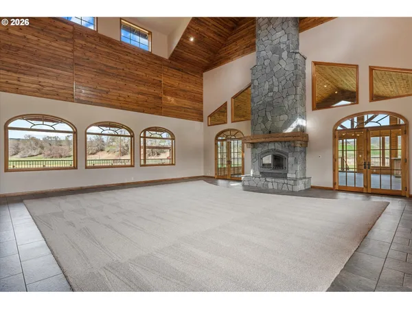 $1,150,000 | 46131 Snake River Road, Richland, OR 97870