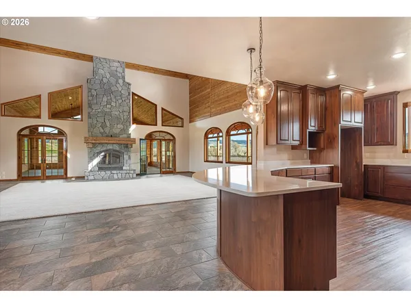 $1,150,000 | 46131 Snake River Road, Richland, OR 97870