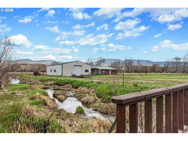 $1,150,000 | 46131 Snake River Road, Richland, OR 97870