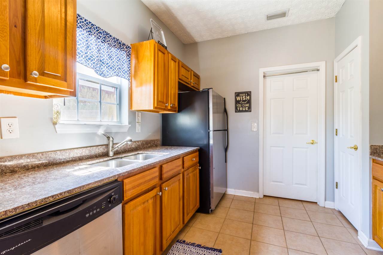 1317 Dominoe Trail Foley, AL 36535 - Photo 8 of 18