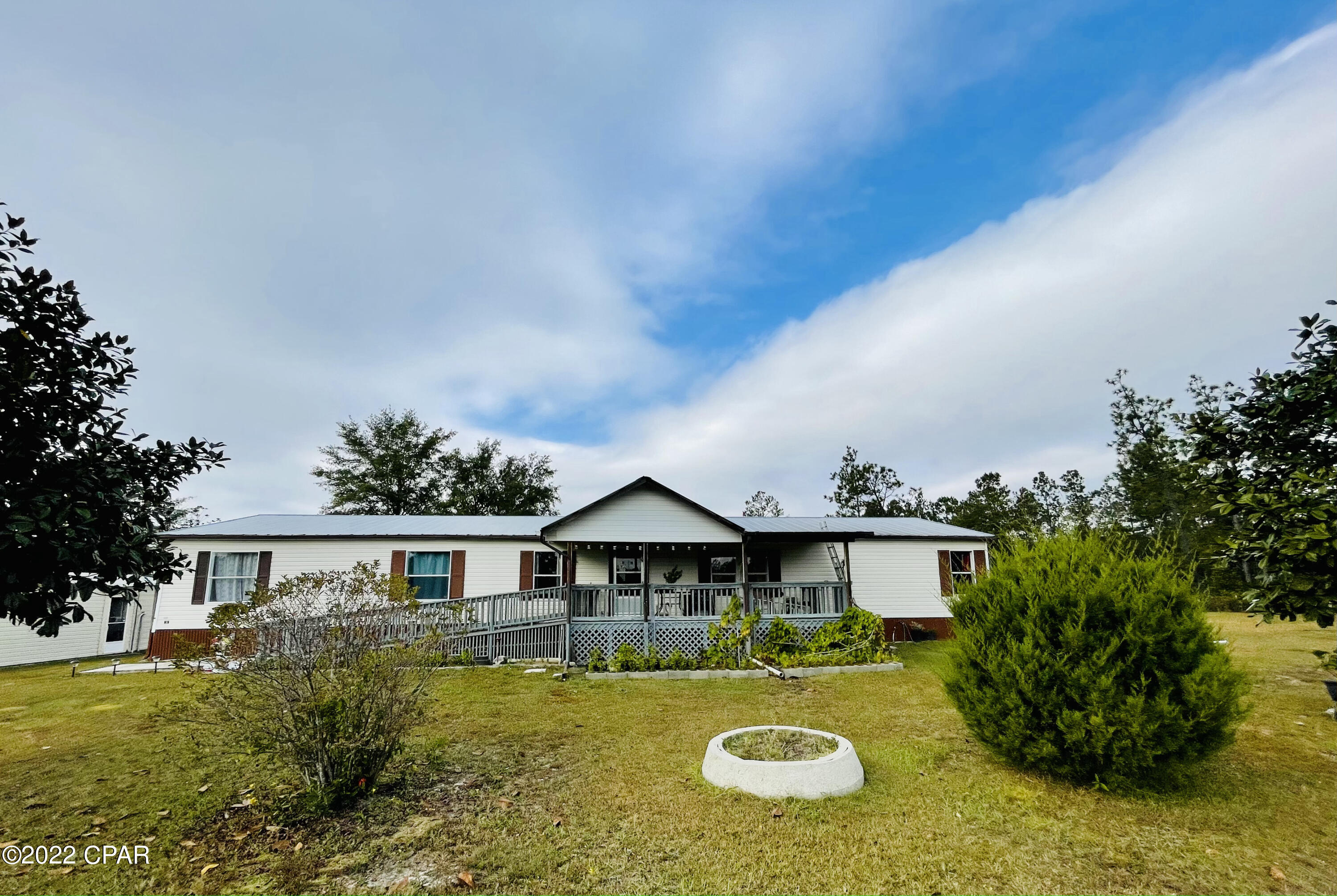21205 Vacation Road Fountain, FL 32438 - Photo 3 of 26 Gallery Image 3