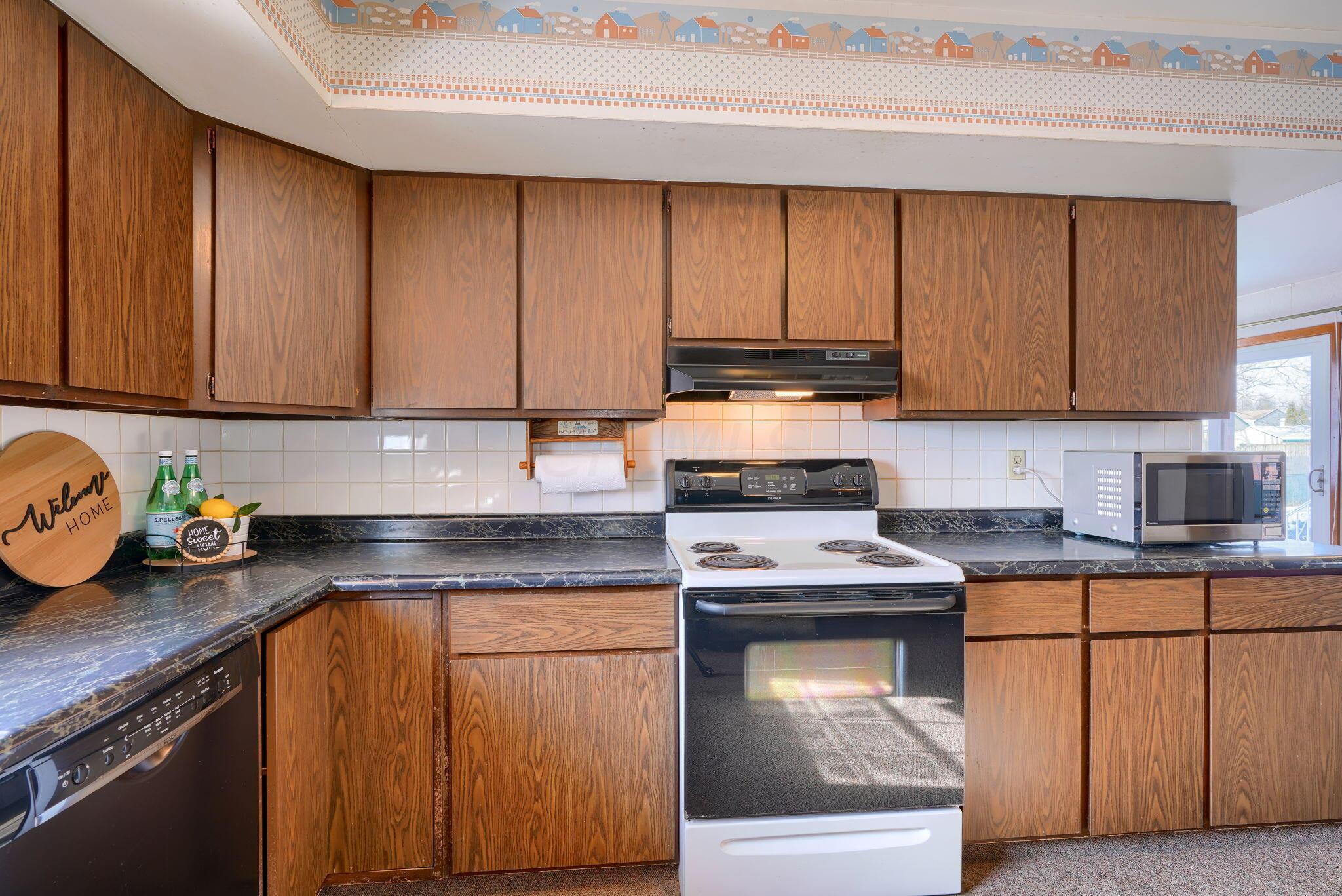 271 Norton Road Columbus, OH 43228 - Photo 21 of 41 271 Norton Road (29)