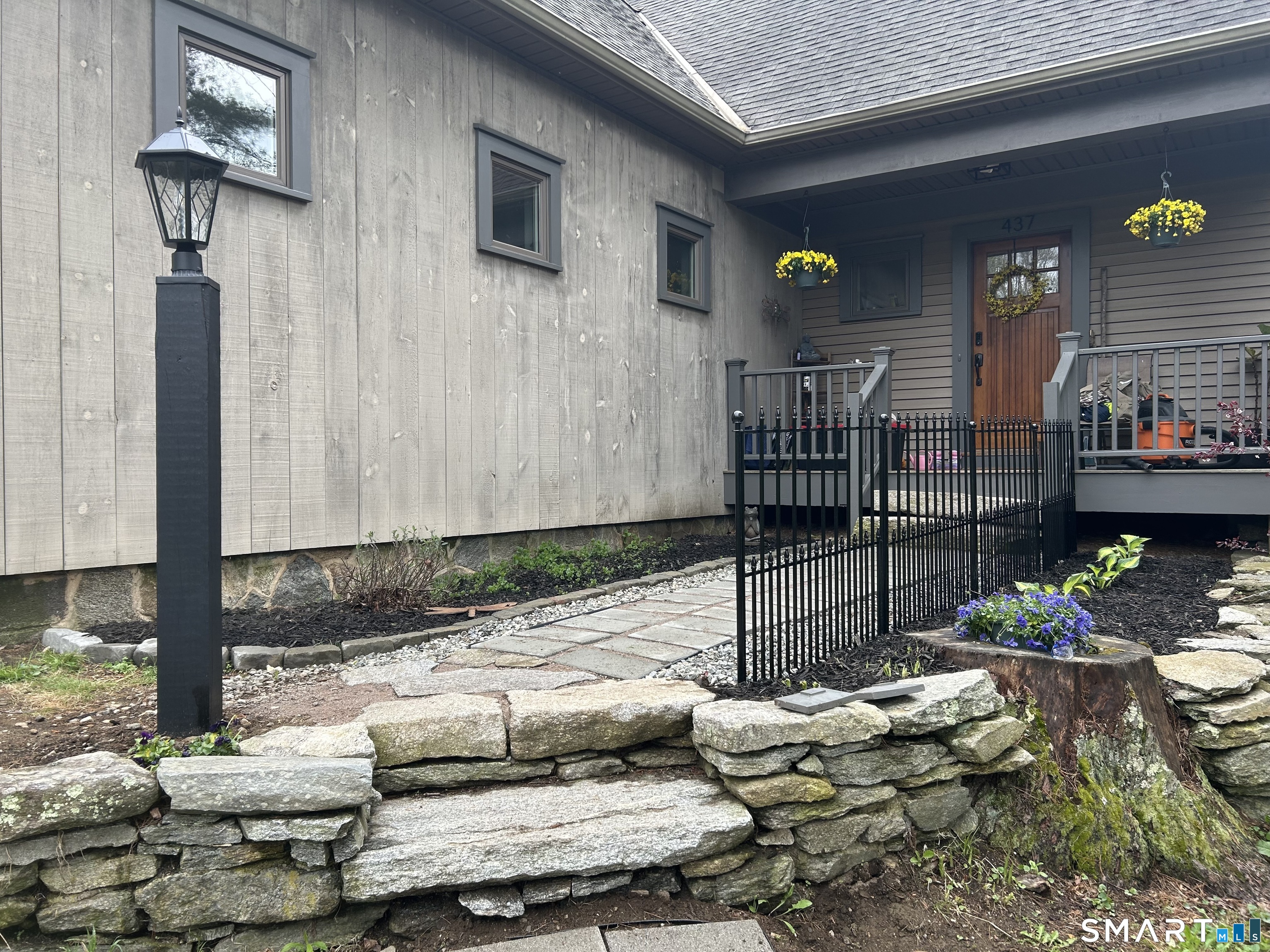 437 Providence Turnpike Hampton, CT 06247 - Photo 1 of 39