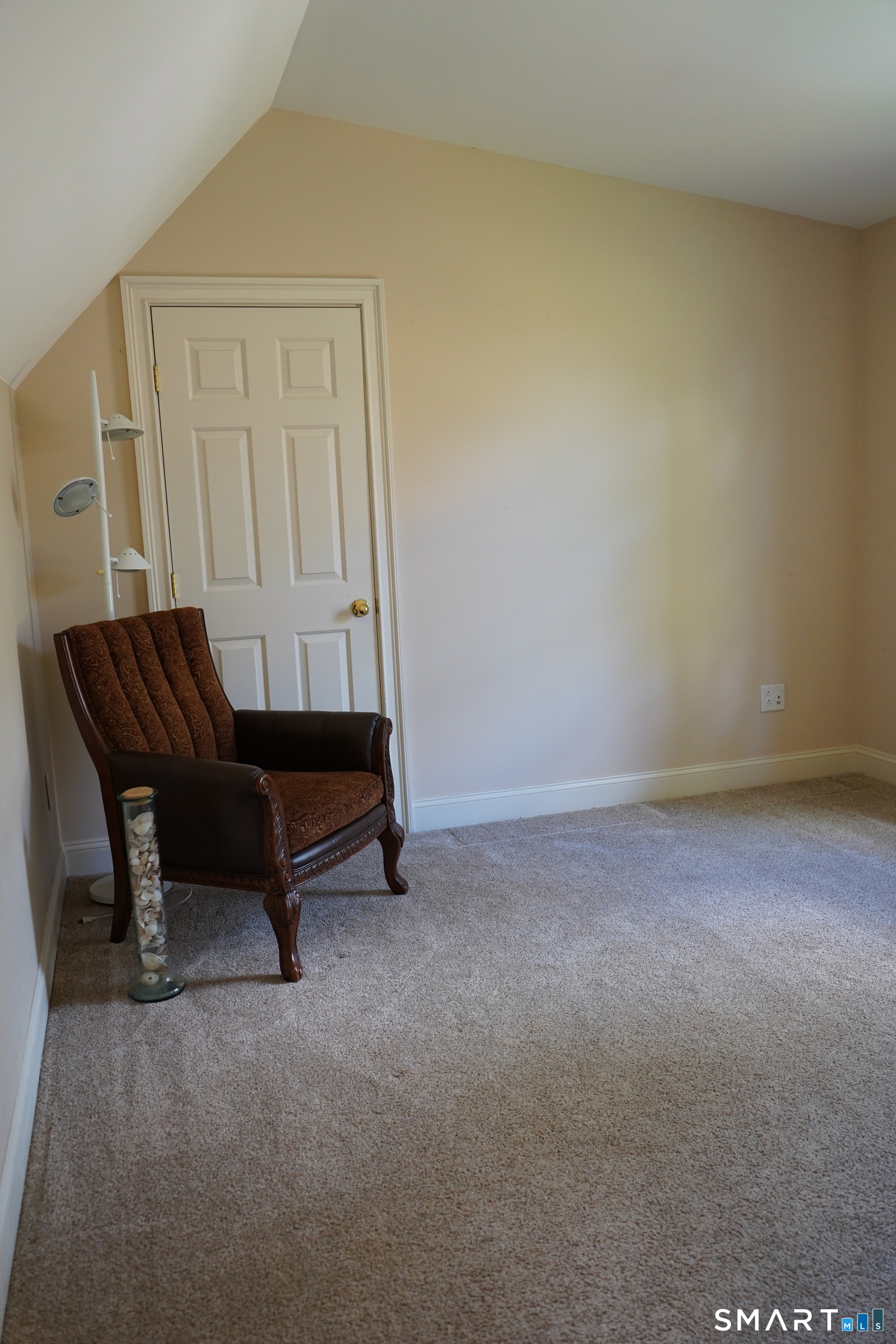 437 Providence Turnpike Hampton, CT 06247 - Photo 17 of 39 a living room with furniture and a air conditioner vent